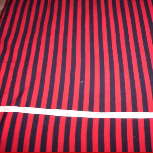 Red-and-dark-blue-striped-image-that-looks-like-wrapping-paper 