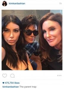 Kris-Kardashian-pretending-to-support-more-than-just-money-in-a-selfie-with-Kim-Kardashian-and-Caitlyn-Jenner